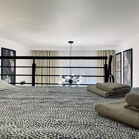 Premium Jacuzzi For Couples, Old Town *