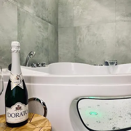 Premium Jacuzzi For Couples, Old Town * Kraków